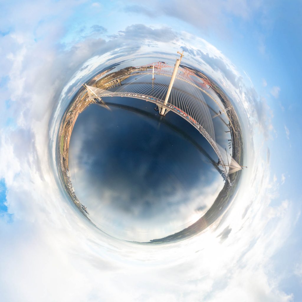 Tobi Bohn Little Planets Hochtief Edinburgh