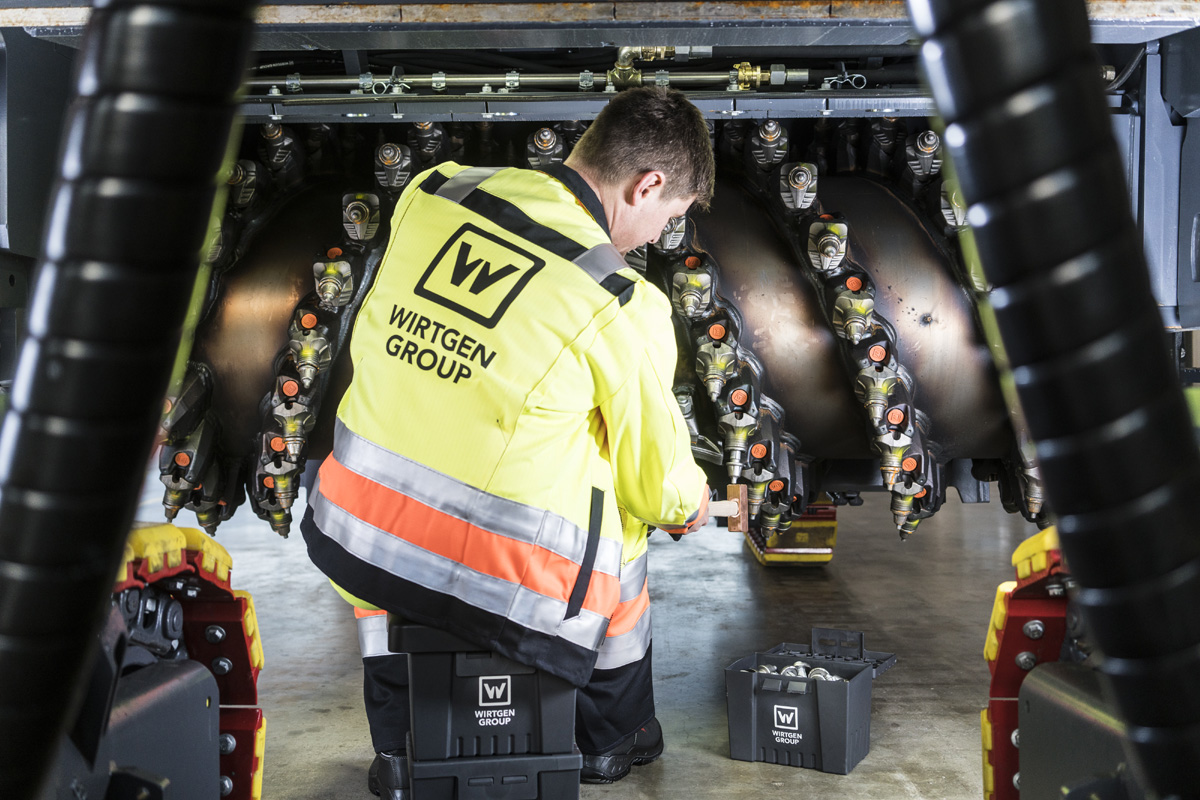 Thorsten Schmidtkord: Industrieaufnahmen für den globalen Markt von Wirtgen. 7 Industriefotografie, Industriefotograf, Industrie, Unternehmensdarstellung, Industrieaufnahme